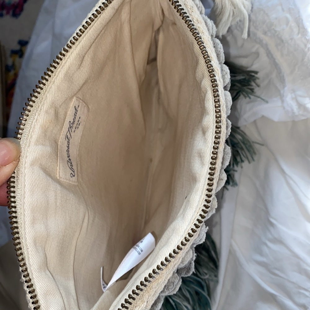 Universal thread clutch! Very soft yarn material on front - Picture 4 of 6
